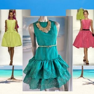 *$5,000 OSCAR DE LA RENTA ICONIC STUNNING GREEN EYELET PLEADED SILK RUNW DRESS M